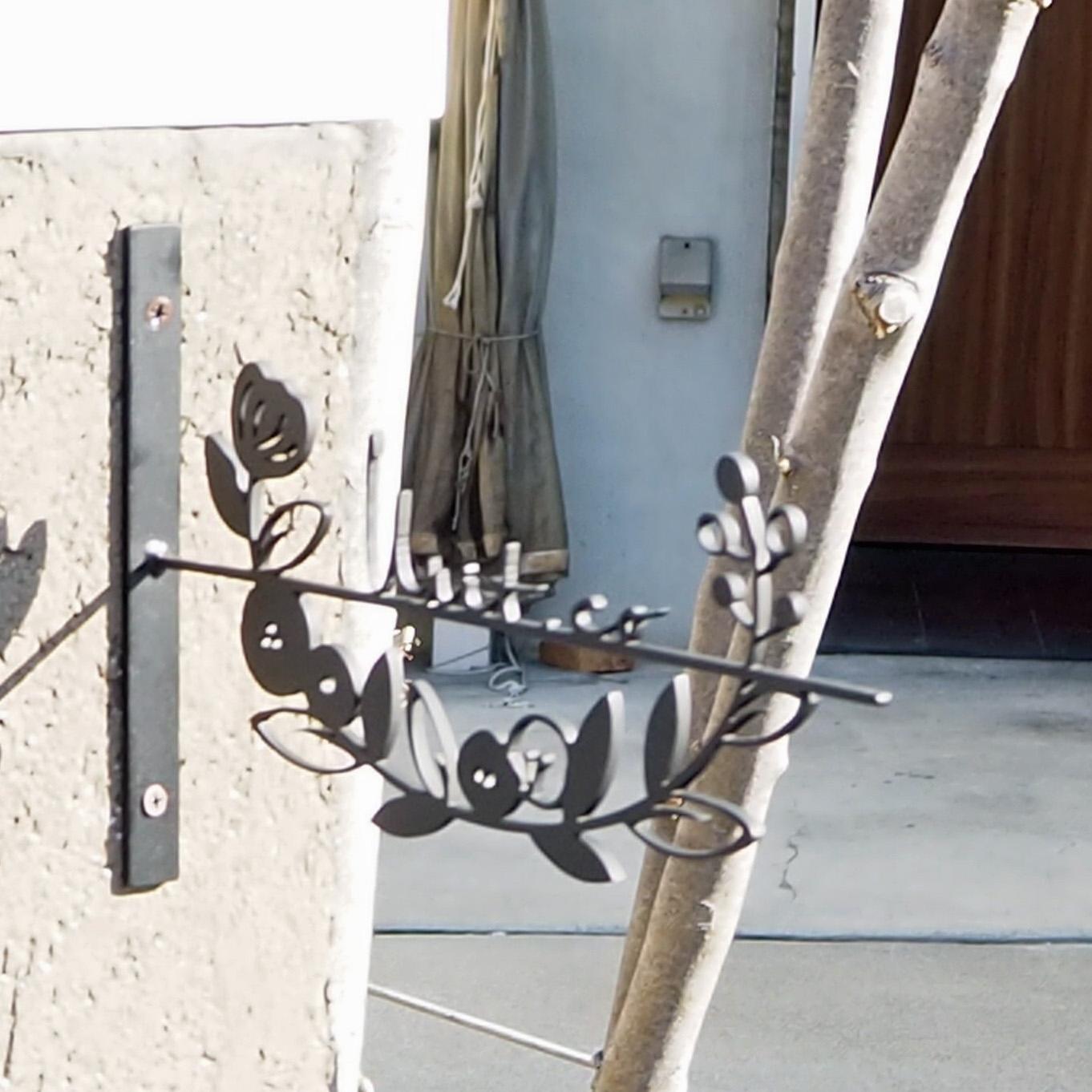 屋外用壁掛けタイプ　ステンレスのお花の表札 | 3枚目